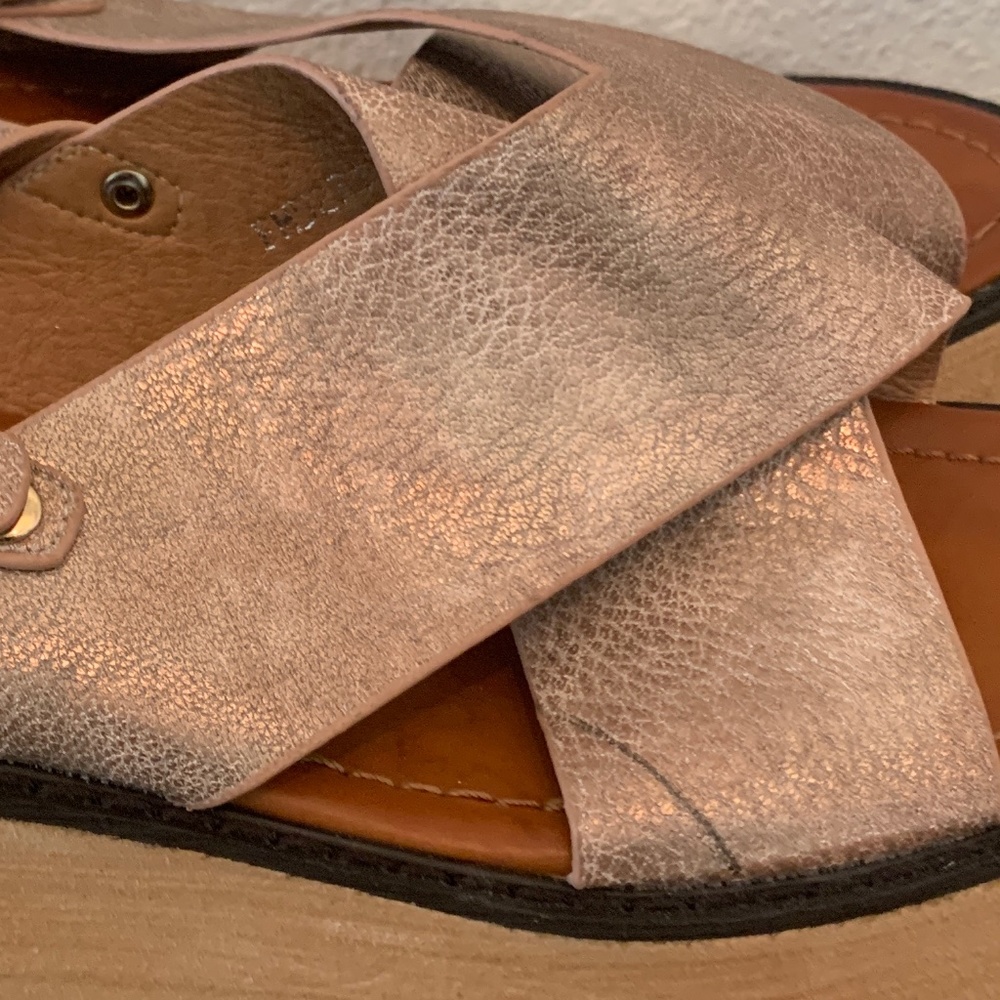 Wedges - Picture 2 of 9